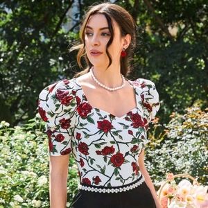 SHEIN Floral Print Puff Sleeve Sweetheart Neck Tee